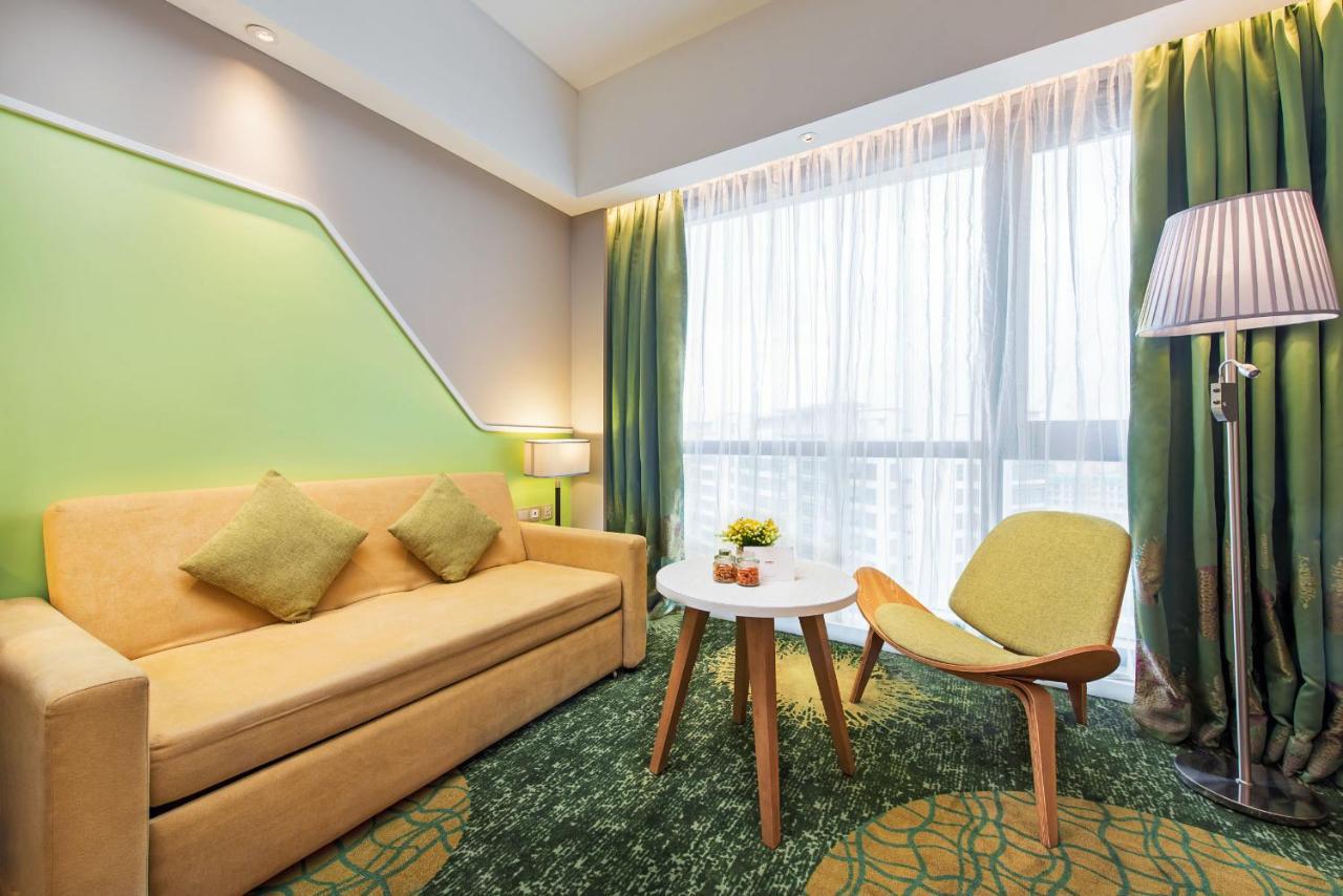 Premier Room
